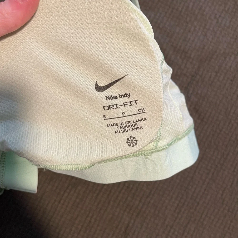 Nike Sports Bras in White and Neon Green - Picture 5 of 10